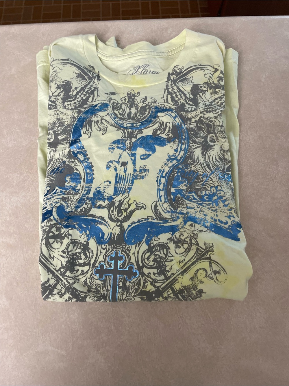 Affliction Pale Yellow Short Sleeve Tee with Blue and Gray Graphic